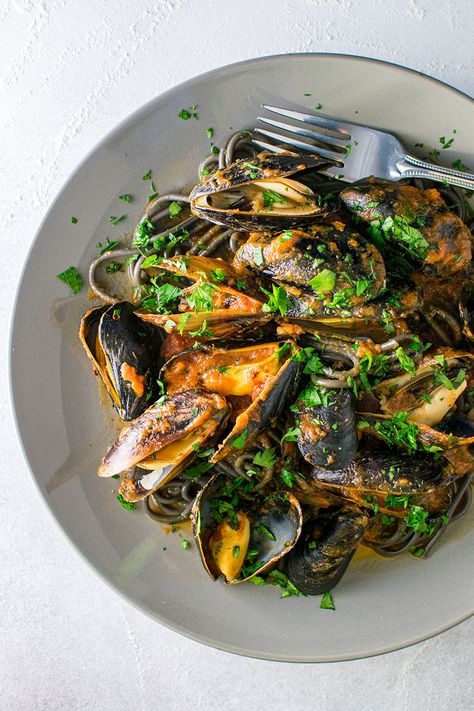 Pasta Mussels, Squid Ink Pasta Recipe, Pasta With Mussels, Mussels Marinara, Kitchen Swagger, Squid Ink Spaghetti, Ink Pasta, Squid Ink Pasta, 7 Fishes