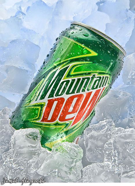 Cause you just need one sometimes ;) Mountain Due Drink, Dew Wallpaper, Mnt Dew, Coca Cola Commercial, Liquid Photography, Soda Ads, Mt Dew, Pepsi Vintage, Supreme Iphone Wallpaper