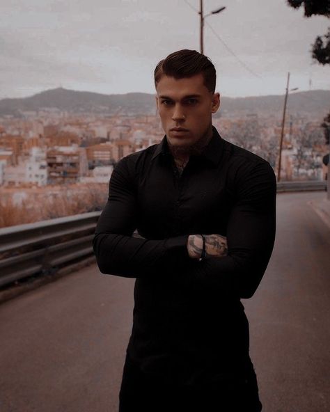 James Aesthetic, Stephen James Model, Lion And The Mouse, Photography Ideas At Home, Henry James, Stephen James, Character Inspiration Male, Bad Boy Aesthetic, Cute Asian Guys