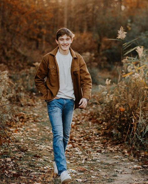 Got to soak in the last bit of fall with some seniors a few weeks ago. 🍂 #btpsenior #bricietrogliaphotography #fall #seniorguysstyle #seniorinspire #seniorstyleguide #seniorpictures Boys Photoshoot Poses Outdoor, Male Senior Photos Outdoors, Winter Senior Pictures For Guys, Boys Senior Photos Poses, Senior Picture Ideas Men, Senior Photos Male, Senior Portraits Boy, Photo Shoot Poses Boys, Senior Picture Outfits For Guys