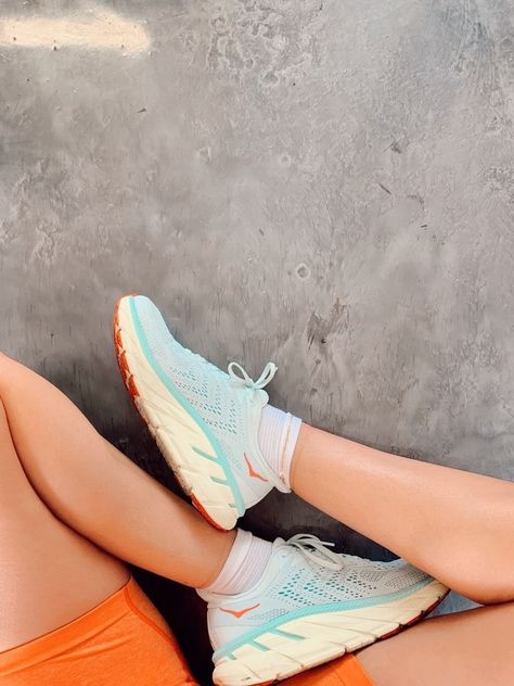 Running Sneakers Aesthetic, Hoka Running Shoes Aesthetic, Aesthetic Hoka Shoes, Running Shoe Aesthetic, Hoka Shoes Aesthetic, Hokas Aesthetic, Hoka Aesthetic, Running Shoes Aesthetic, Hoka Outfit