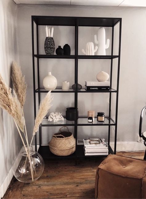 Comfortable Desk, Shelf Decor Living Room, Black Shelves, Living Room Decor Apartment, Living Room Storage, Shelf Decor, Apartment Living, Apartment Ideas, Home Inspo