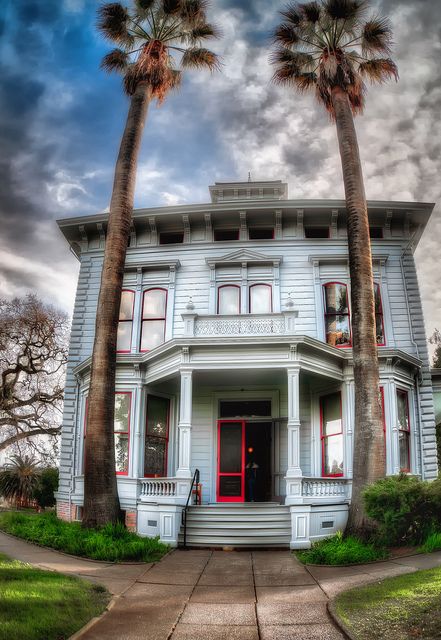 John Muir's home in Martinez, CA.  Just lovely....with so many surrounding fruit orchards. Mansion California, Historical Mansions, Welcome To Sign, Italianate Architecture, Martinez California, East Bay Area, Contra Costa County, Teddy Roosevelt, Gorgeous Houses