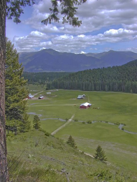 Montana Ranche | Trout Creek, Montana, Incredible Western Montana Ranch Montana Backyard, Canada Life, Colorado Life, Great Falls Montana, Western Montana, Montana Ranch, Montana Vacation, Master Planning, Cowboy Pictures