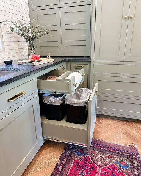 Combined paper towel holder, trash can and drawer for kitchen towels. 😍It was important for us when designing this kitchen to utilize… | Instagram Pull Out Trash With Paper Towel, Trash Drawer Kitchen, Where To Put Paper Towels In Kitchen, Trash Can Drawer, Kitchen Trash Can Ideas, Southern Kitchens, House Updates, Kitchen Trash Cans, Us When