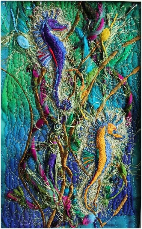 Needle Felting Artwork, Felting Designs, Felt Ocean, Felted Pictures, Underwater Scenes, Tailoring Details, Fiber Sculpture, Felt Pictures, Textile Fiber Art