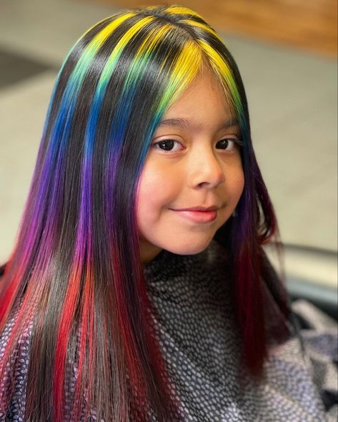 Rainbow hair 🌈 for kids ! Colorful hair ideas for kids! Kids Dyed Hair, Kids Hair Dye Ideas, Full Fringe Long Hair, Hair Color Rainbow, Colorful Hair Ideas, Hair Ideas For Kids, Hair Dye For Kids, Hair For Kids, Girls Haircut