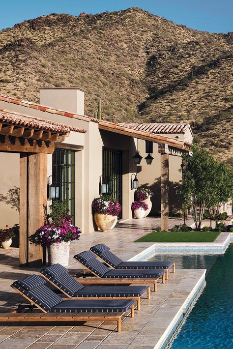 Arizona Home Design, Scottsdale Interior Design, Modern Southwest Home Exterior, Arizona Style Homes, Desert Oasis Home, Southwest Home Exterior, Modern Southwest Home, Arizona Houses, Modern Desert Home