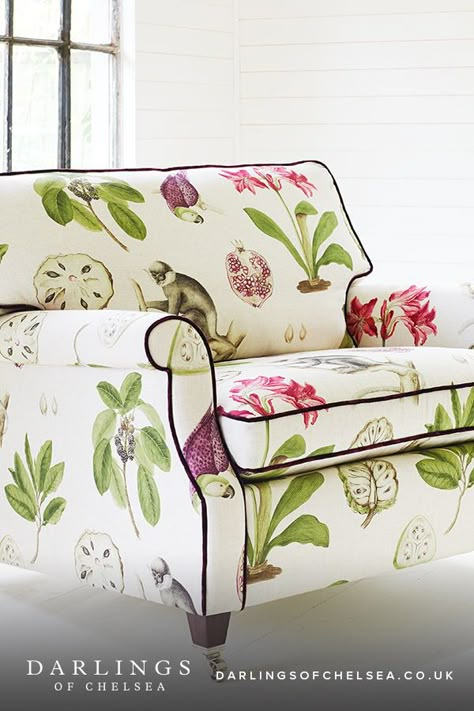 Floral Armchair, Spring Interiors, Bedroom Design Trends, Luxury Arm Chair, Comfortable Accent Chairs, Luxury Sofa Design, Classic Armchair, Beautiful Chair, Home Decor Ideas Living Room