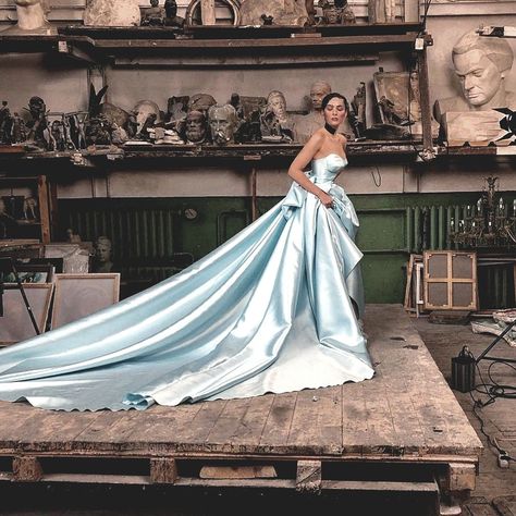 Beautiful Gowns, Fancy Dresses, Dream Dress, Blue Dress, Couture Fashion, Gorgeous Dresses, Pretty Dresses, Mermaid Formal Dress, Runway Fashion