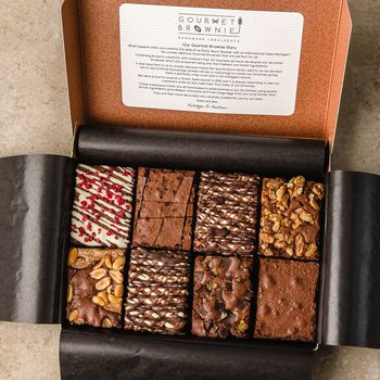 Gourmet Brownie Gift Box: A Selection Of Favourites £25 Brownie Gift, Brownie Packaging, Baking Packaging, Box Brownies, Dessert Gifts, Dessert Packaging, Dessert Boxes, Bakery Packaging, Cake Packaging