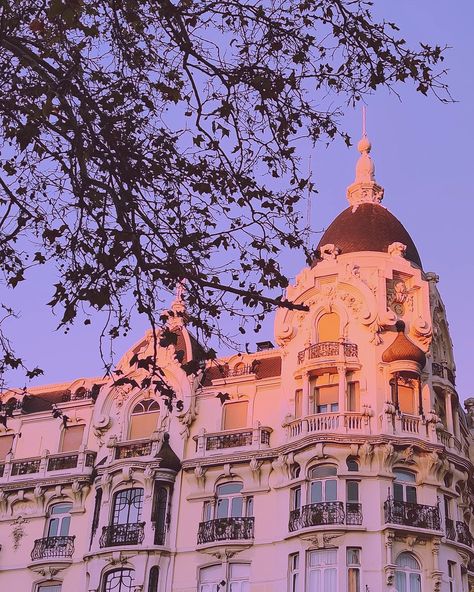 #Madrid #architecture #purple #aesthetic #mood #lilacphotography Madrid Architecture, Spain Aesthetics, Aesthetic Architecture, Building Aesthetic, France Aesthetic, Travel Vibes, Paris Aesthetic, Purple Home, Academia Aesthetic