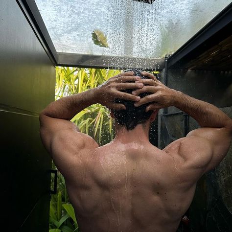 @kikofont jungle shower @biohabitat.hotel A Man, Shower, Hotel, On Instagram, Instagram, Pereira