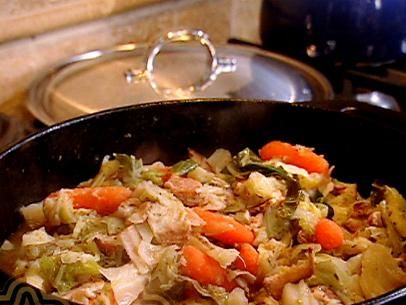 Cabbage And Carrots, Braised Cabbage, Carrots Recipe, Dumping Ground, Cabbage And Bacon, People Food, Carrot Recipes, Cooked Veggies, Cabbage Recipes