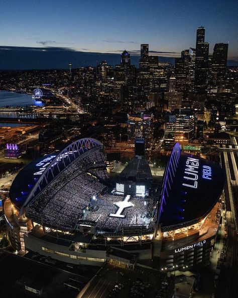 Eras Tour Stadium, Eras Tour Seattle, Lumen Field, Concert Stage Design, Concert Stage, Taylor Swift Eras, Taylor Swift Funny, Taylor Swift Concert, Craftsman House Plans