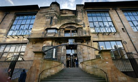 Flames spread through Glasgow School of Art in Scotland – in pictures Glasgow Art, Art Nouveau Arquitectura, Glasgow Style, Glasgow City, Glasgow School, Charles Rennie Mackintosh, Glasgow School Of Art, Rennie Mackintosh, Home City