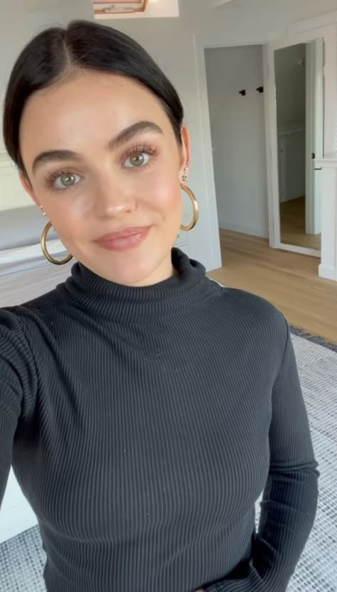 Lucy Hale Makeup, Lucy Hale Outfits, Lucy Hale Style, Special Occasion Hairstyles, Spring Hair Color, Braut Make-up, Spring Hair, Creative Makeup Looks, Models Makeup