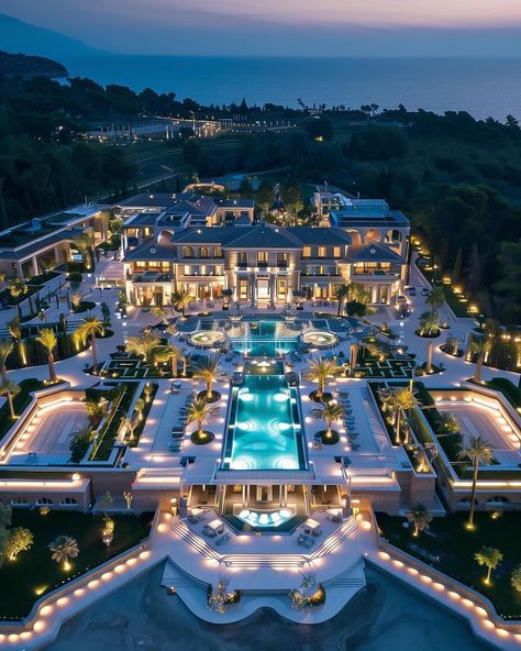 Introducing ‘The Aegean Splendor,’ a $100 million concept mansion that harmoniously blends Modern and Greek architectural styles, creating… | Instagram Dream House Pictures, Castle House Design, Big Mansions, Pelan Rumah, Eksterior Modern, Luxury Houses Mansions, Dream Life House, Dream Mansion, A Mansion