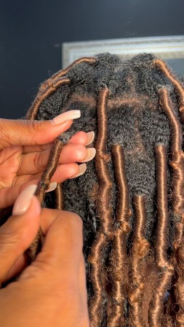 HAIR BY LAURALZZ✨ on Instagram: "Soft locs removal😍 #softlocstutorial #tutorial #butterflylocstutorial #reels #explorepage #explore #boxbraids #braids #lovebraids #hairstyle #longhairstyle #hairfashion #knotlessbraids #mtlbraids #torontobraids #explorerpage #explore #protectivestyles #famuhair #locstylesforwomen #torontobraids #torontolocs #melaninpopinn #neatbraids #braidsstylist #tribalbraids #naturalhair #butterflylocs #knotlessbraids #reels #fauxlocs" Soft Locs Removal, Brown Soft Locs, Knotless Soft Locs, Hair Tricks, Soft Locs, Loc Styles, Faux Locs, Protective Styles, Box Braids