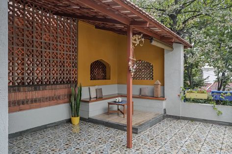 Rooftop Design Ideas – 20 Brilliant Ideas for your Indian Roofs Terracotta Terrace, Rooftop Design Ideas, Small House Model, Kerala Traditional House, Earthy Design, Rooftop Patio Design, Arch Designs, House Outer Design, Terrace Garden Design