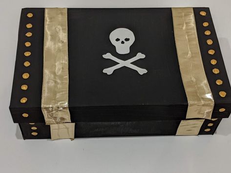 DIY Pirate’s Treasure Chest Using a Shoe Box Treasure Chest Diy, Diy Shoe Box, Diy Treasure Chest, Shoe Box Diy, Pirate Box, Diy Pirate, Shoe Box Crafts, Chests Diy, Pirate Activities