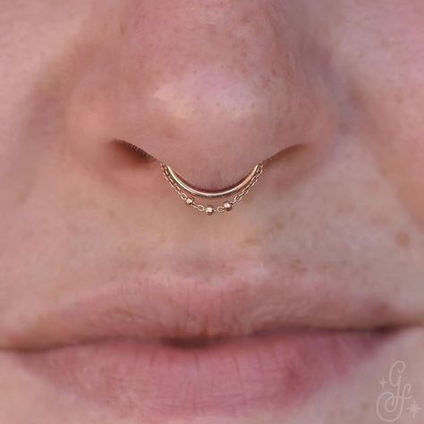 Closed Septum Piercing, Small Gold Septum Piercing, Septum On Big Nose, Small Septum Piercing Hoop, Septum Piercing Jewelry Dainty, Subtle Septum Piercing, Simple Septum Piercing, Septum Pericing, Pretty Septum Piercing