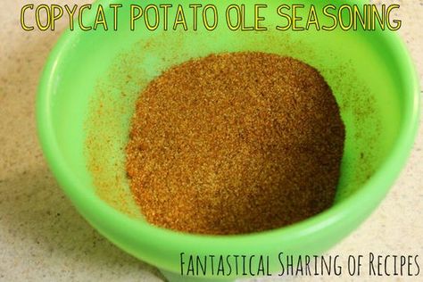 Copycat Potato Ole Seasoning | Taco John's secret weapon for their tatortots #copycat Potato Oles Recipe, Potato Ole Seasoning, Taco Johns, Restaurant Hacks, Taco John's, Torta Recipe, Diy Mixes, Homemade Spice Mix, Spice Mix Recipes