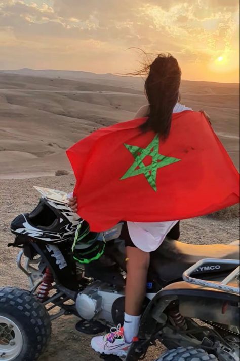 Morocco Wallpaper, Morocco Aesthetic, Moroccan Aesthetic, Arab Beauty, Dara Kpop, Moroccan Dress, My Wife Is, Cool Countries, Morocco