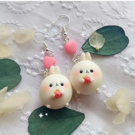 Kawaii Clay Earrings, Polymer Clay Disney, Clay Crafts For Kids, Polymer Clay Kawaii, Clay Keychain, Polymer Clay Flower Jewelry, Handmade Clay Jewelry, Tanah Liat, Clay Diy Projects