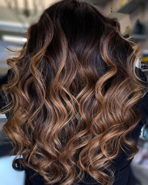 Caramel Brown Highlights with Black Roots Balayage With Root Smudge, Caramel Brown Highlights, Caramel Brown Balayage, Medium Balayage Hair, Smudge Root, Ash Balayage, Root Smudge, Balayage Straight Hair, Balayage Ideas