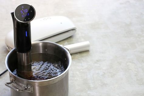 Sous Vide Machine, Cocktail Syrups, Sous Vide Recipes, Sous Vide Cooking, Cooked Carrots, Food Saver, Raspberry Lemonade, Cooking Method, Just Cooking