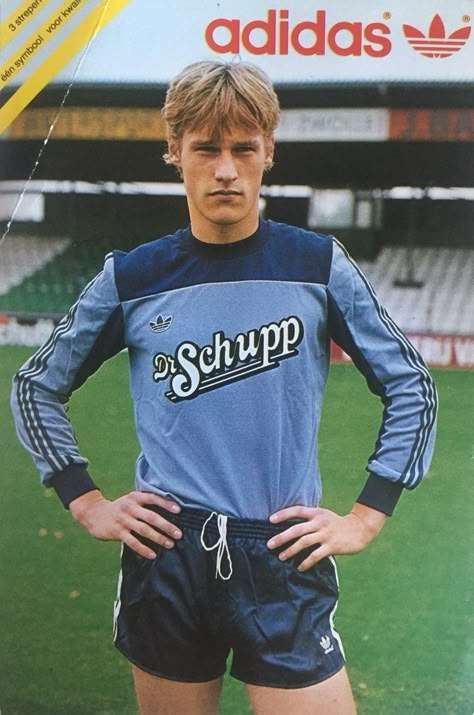 80s Sports Fashion, 60s Sportswear, Football Nostalgia, 70s Sportswear, Adidas Beckenbauer, Football Training Kit, 80s Sports, Adidas Ad, Football Casuals