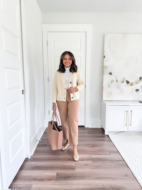 fall office outfit / fall workwear / fall style / tailored pants / cardigan / work tote / ballet flats / gold flats Fall Office Outfits, Gold Ballet Flats, Fall Workwear, Corporate Chic, Work Tote, Gold Flats, Tailored Pants, Professional Look, Office Outfits