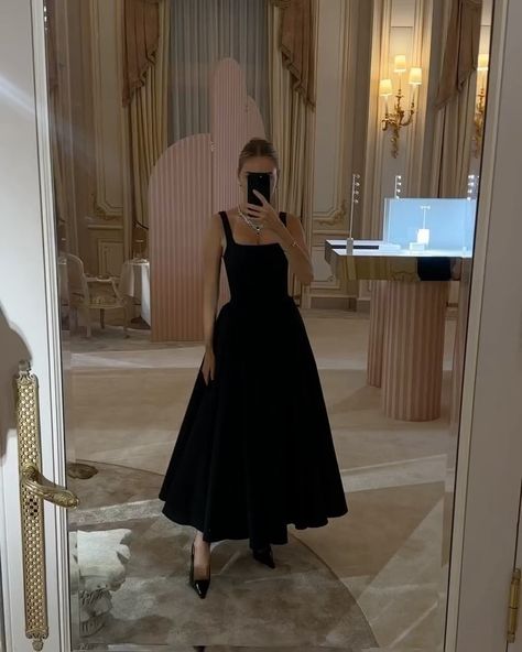 🖤 Details 🖤 @clairerose wearing her “Françoise in Avedon Black” dress. | Instagram Orchestra Outfit, Classy Wedding Guest Dress, Bratz Birthday, Cartier High Jewelry, Casual Friday Work Outfits, Prom Dress Aesthetic, Classy Wedding Guest Dresses, Claire Rose Cliteur, Claire Rose