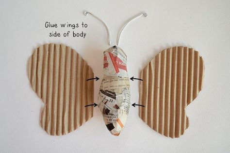 Paper Mache Crafts For Kids - Paper Mache Butterfly Paper Mache Crafts For Kids, Diy Paper Mache, Paper Mache Projects, Messy Crafts, Animal Art Projects, Paper Mache Clay, Art Projects For Kids, Butterfly Kids, Paper Mache Art