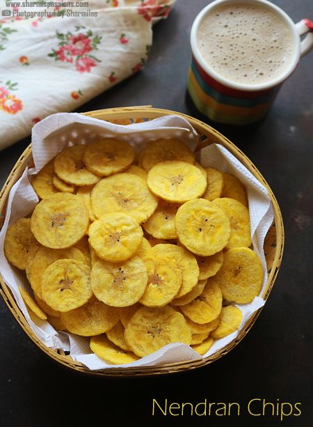 Nendran Chips Recipe Banana Chips Photography, Kerala Pictures, Banana Chips Recipe, Kerala Recipes, Banana Snacks, Easy To Make Snacks, Raw Banana, Homemade Chips, Plantain Chips