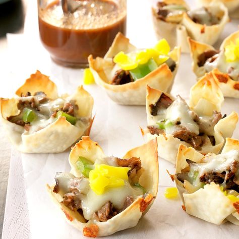 Philly Cheesesteak Won Ton Cups Wrapper Recipes, Making Salsa, Toddler Recipe, Wonton Wraps, Wonton Wrapper Recipes, Cup Recipes, Wonton Cups, Won Ton, Wonton Recipes