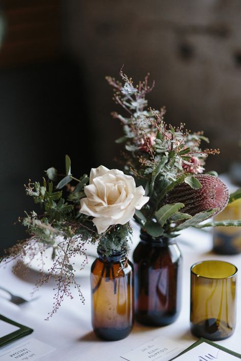 Native Wedding Table Decorations, Native Flower Centrepiece, Wedding Table Arrangements, Bud Vases Wedding, Round Wedding Tables, Folk Wedding, Table Arrangements Wedding, Wedding Planners, Australian Native Flowers