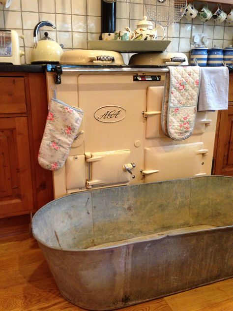 Bath time in a tin bath in front of the Aga. Kitchens With Aga Stoves, Aga Oven Kitchen, Kitchen With Aga Stove, Aga Cooking Range, Aga Oven Range Cooker, Aga Oven, Tin Bath, Aga Stove, Aga Kitchen