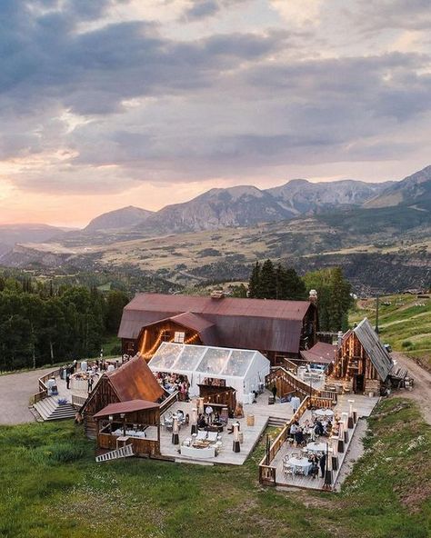 Telluride Weddings on Instagram: "Spring is in the air in Telluride and it has us thinking of dreamy summer nights at @gorrono_ranch 

#planner @k2eventco 
#photography @jasonanddaris 
#floraldesign @newleaftelluride 
#rentals @astudiocollection" Telluride Wedding, Spring Is In The Air, Ranch Wedding, Summer Nights, Floral Design, Weddings, Photography, On Instagram, Instagram