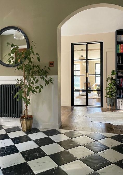 Black And White Hallway, Jade Design, Tidy House, Checkerboard Floor, Tiled Hallway, Beautiful Flooring, White Tile Floor, Flooring Inspiration, Black And White Tiles