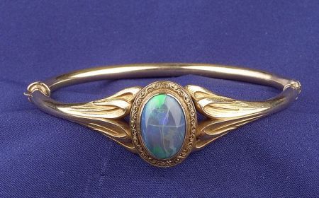 Art Nouveau Jewellery, Opal Bangle, Jewerly Art, Bijoux Art Deco, Bijoux Art Nouveau, Art Nouveau Ring, Jewellery Art, Historical Jewellery, Art Nouveau Jewelry