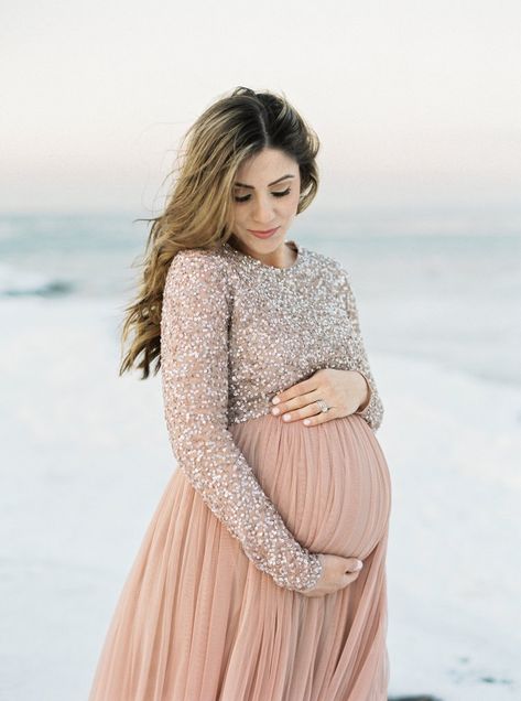 Maternity Photo Dress Winter, Maternity Shoot In Dress, Photoshoot For Maternity, Sequin Dress Maternity Photos, Winter Maternity Dresses For Photoshoot, Indian Dress For Pregnant Women, Sparkle Maternity Dress, Photoshoot Dresses Long, Maternity Shoot Dresses Gowns Indian