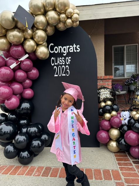 Kindergarten Graduation Cap And Gown Outfit, Preschool Certificates, Graduation Tassel, Graduation Look, Graduation Sash, Graduation Cap And Gown, Graduation Rings, Kids Graduation, High School Diploma