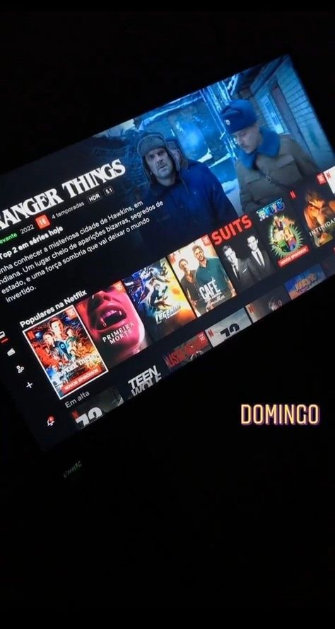 Netflix On Tv Screen Aesthetic, Netflix On Tv, Demogorgon Stranger Things, Character Inspiration Girl, Movie Aesthetic, Film Games, Midnight Snack, Best Snapchat, Stranger Things Actors