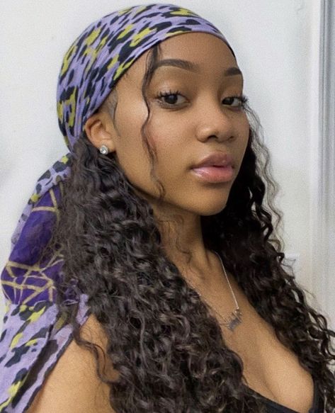 Mixed Curly Hair, Natural Hair Tutorials, Hair Scarf Styles, Flat Iron Hair Styles, Curly Hair Inspiration, Bandana Hairstyles, Fancy Hairstyles, Hair Reference, Baddie Hairstyles