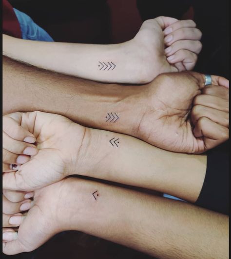 Triple Tattoo Family, Tattoo For Three Siblings, Tattoo Ideas Siblings Four, 4 Siblings Tattoo Ideas, 3 Generation Matching Tattoos, Tattoos Siblings Three, Multiple Siblings Tattoo, Tattoo Ideas Siblings Three, 6 Siblings Tattoo