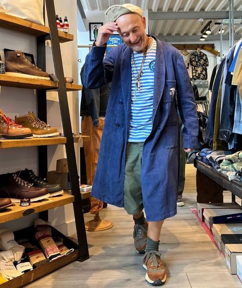 Nigel Cabourn Style, Nigel Cabourn, Long Jacket, Must Have Items, Dressing Gown, Mens Street Style, Gowns Dresses, Men's Fashion, Shirt Dress