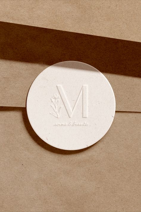 Mademoiselle M propose une gamme de prestations complètes (épilation, beauté des mains/pieds, soin du visage et corps) en travaillant avec des marques françaises et produits naturels, respectueux de l’environnement et des êtres vivants | logo épuré, logo minimaliste, studiodedesign, branddesigner, studiographique, graphistefreelance, imagedemarque, designergraphique, communicationvisuelle, communicationdigitale, marqueethique, institutdebeauté, estheticienne, soinsayurvediques Site Internet, With Love, Communication, Pins, Beauty, Logos