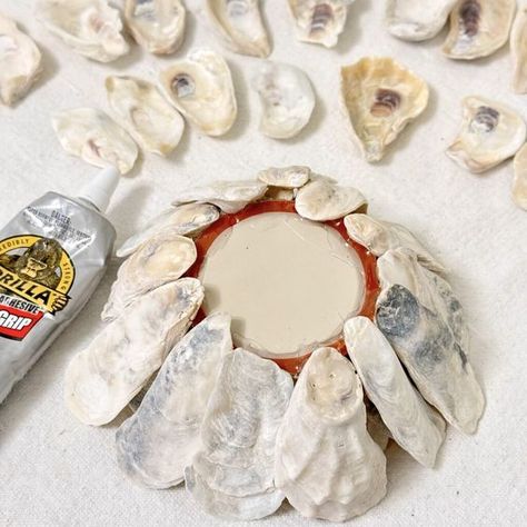 How To Make Oyster Shell Christmas Tree, Oyster Shell Candle, Oyster Shell Candle Holder, Oyster Shells Diy, Oyster Crafts, Oyster Candle, Seashell Creations, Oyster Shells Decor, Shell Centerpieces